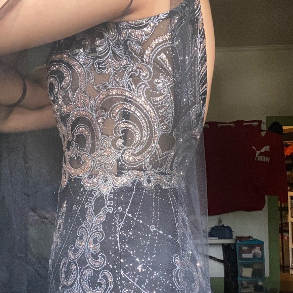 ✨PROM DRESS✨ - Picture 5 of 11